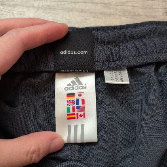 Vintage Adidas 00s Style Streetwear Athletic Shorts Thick EUC Y2K Blue Black XL - Picture 3 of 6